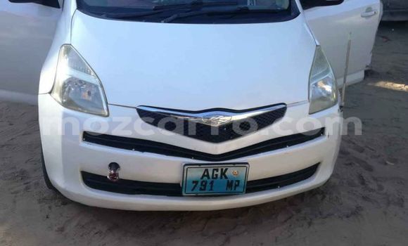 Tenga Tsaru Toyota Ractis Chena Mota in Maputo in Maputo