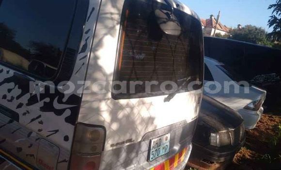 Tenga Tsaru Toyota Hiace Chena Mota in Maputo in Maputo Tenga Tsaru Toyota Hiace Chena Mota in Maputo in Maputo