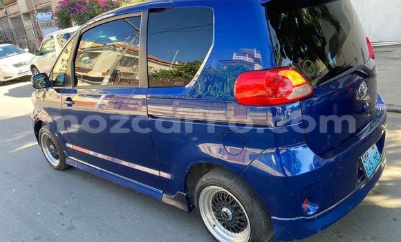 Comprar Usado Toyota Porte Azul Carro em Maputo em Maputo
