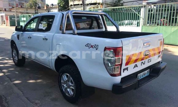 Nunua Ilio tumika Ford Ranger Nyeupe Gari ndani ya Maputo nchini Maputo