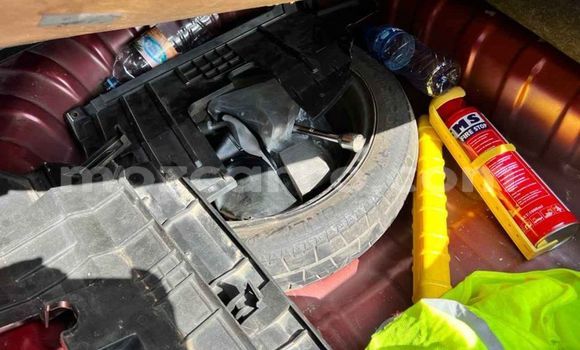 Buy Used Nissan Tiida Red Car in Maputo in Maputo Buy Used Nissan Tiida Red Car in Maputo in Maputo