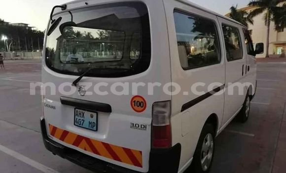 Buy Used Nissan Navara White Car in Maputo in Maputo Buy Used Nissan Navara White Car in Maputo in Maputo