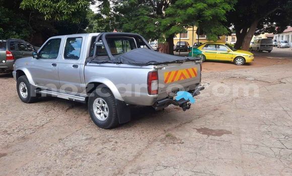 Tenga Tsaru Nissan Hardbody Sirivha Mota in Maputo in Maputo Tenga Tsaru Nissan Hardbody Sirivha Mota in Maputo in Maputo