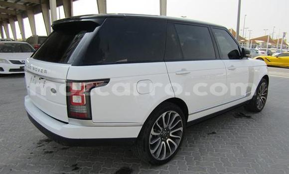 Comprar Usado Land Rover Range Rover Branco Carro em Ancuabe em Cabo Delgado Comprar Usado Land Rover Range Rover Branco Carro em Ancuabe em Cabo Delgado