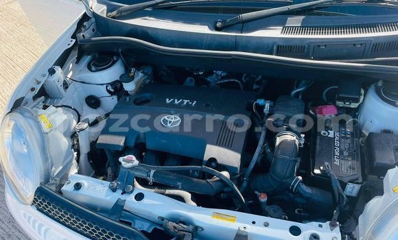 Buy Used Toyota Sienta White Car in Maputo in Maputo Buy Used Toyota Sienta White Car in Maputo in Maputo