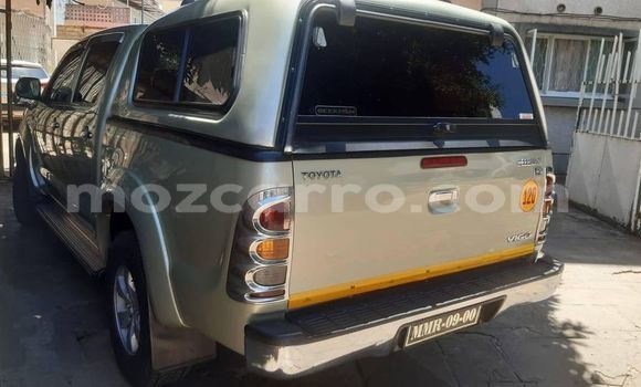 Buy Used Toyota Hilux Beige Car in Maputo in Maputo Buy Used Toyota Hilux Beige Car in Maputo in Maputo