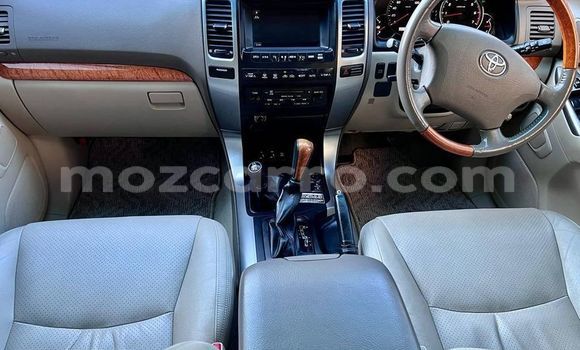 Buy Used Toyota Land Cruiser Prado White Car in Maputo in Maputo Buy Used Toyota Land Cruiser Prado White Car in Maputo in Maputo