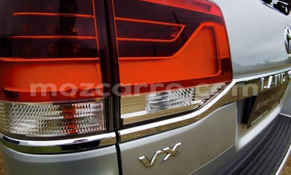 Comprar Usado Toyota Land Cruiser Prata Carro em Maputo em Maputo Comprar Usado Toyota Land Cruiser Prata Carro em Maputo em Maputo