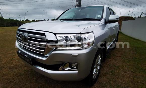 Comprar Usado Toyota Land Cruiser Prata Carro em Maputo em Maputo Comprar Usado Toyota Land Cruiser Prata Carro em Maputo em Maputo