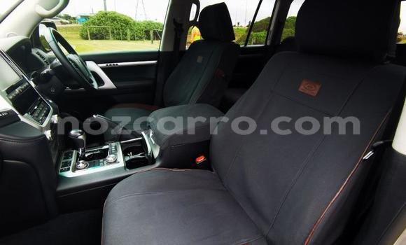 Comprar Usado Toyota Land Cruiser Prata Carro em Maputo em Maputo Comprar Usado Toyota Land Cruiser Prata Carro em Maputo em Maputo