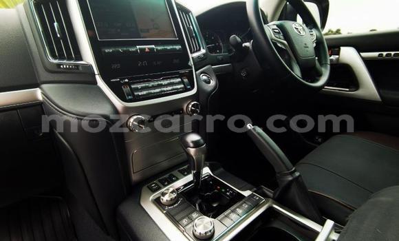 Comprar Usado Toyota Land Cruiser Prata Carro em Maputo em Maputo Comprar Usado Toyota Land Cruiser Prata Carro em Maputo em Maputo