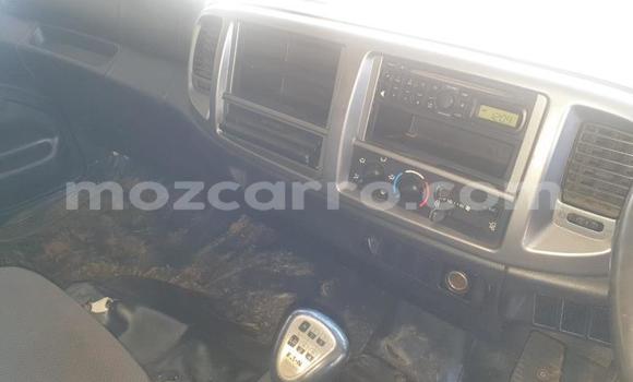 Comprar Usado Hino 300 Series Branco Caminhão em Maputo em Maputo Comprar Usado Hino 300 Series Branco Caminhão em Maputo em Maputo