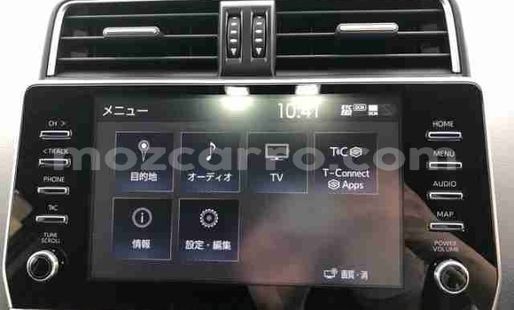 Buy Used Toyota Land Cruiser Prado White Car in Inhambane in Inhambane Buy Used Toyota Land Cruiser Prado White Car in Inhambane in Inhambane