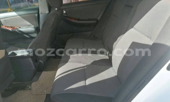 Buy Used Toyota Runx White Car in Maputo in Maputo Buy Used Toyota Runx White Car in Maputo in Maputo