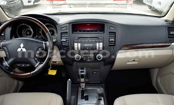 Comprar Importar Mitsubishi Pajero Preto Carro em Import - Dubai em Cabo Delgado Comprar Importar Mitsubishi Pajero Preto Carro em Import - Dubai em Cabo Delgado