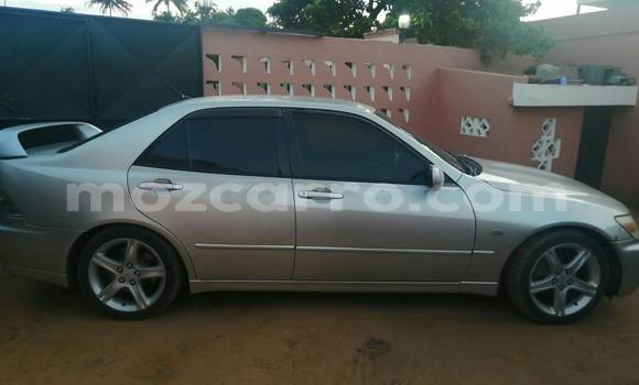 Comprar Usado Toyota Altezza Prata Carro em Maputo em Maputo