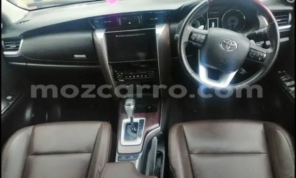 Comprar Usado Toyota Fortuner Branco Carro em Maputo em Maputo Comprar Usado Toyota Fortuner Branco Carro em Maputo em Maputo