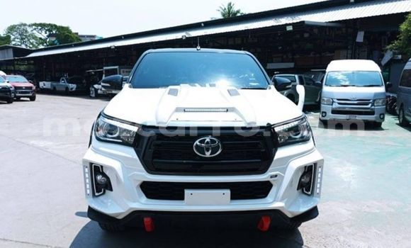 Nunua Ilio tumika Toyota Hiluxe Revo Nyeupe Gari ndani ya Maputo nchini Maputo Nunua Ilio tumika Toyota Hiluxe Revo Nyeupe Gari ndani ya Maputo nchini Maputo