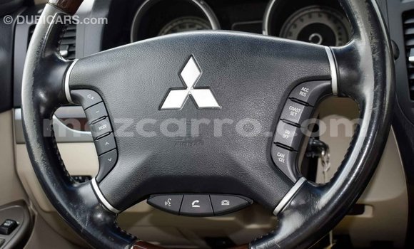 Comprar Importar Mitsubishi Pajero Preto Carro em Import - Dubai em Cabo Delgado Comprar Importar Mitsubishi Pajero Preto Carro em Import - Dubai em Cabo Delgado