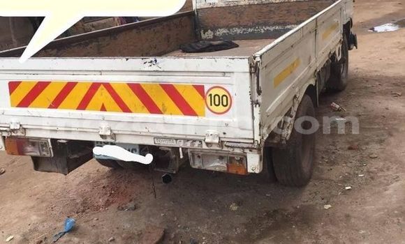 Comprar Usado Toyota Dyna Branco Carro em Maputo em Maputo Comprar Usado Toyota Dyna Branco Carro em Maputo em Maputo