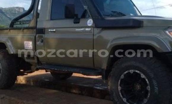 Comprar Usado Toyota Land Cruiser Verde Carro em Maputo em Maputo Comprar Usado Toyota Land Cruiser Verde Carro em Maputo em Maputo