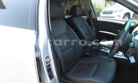 Comprar Usado BMW 5-Series Prata Carro em Maputo em Maputo Comprar Usado BMW 5-Series Prata Carro em Maputo em Maputo