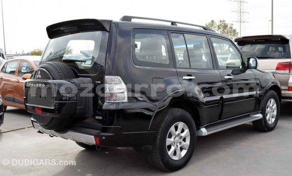 Comprar Importar Mitsubishi Pajero Preto Carro em Import - Dubai em Cabo Delgado Comprar Importar Mitsubishi Pajero Preto Carro em Import - Dubai em Cabo Delgado