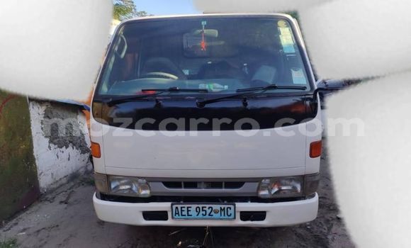 Comprar Usado Toyota Dyna Branco Carro em Maputo em Maputo
