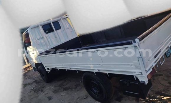 Comprar Usado Toyota Dyna Branco Carro em Maputo em Maputo Comprar Usado Toyota Dyna Branco Carro em Maputo em Maputo