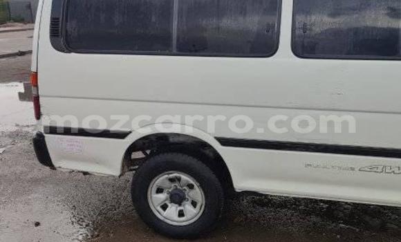 Comprar Usado Toyota Hiace Branco Carro em Maputo em Maputo Comprar Usado Toyota Hiace Branco Carro em Maputo em Maputo