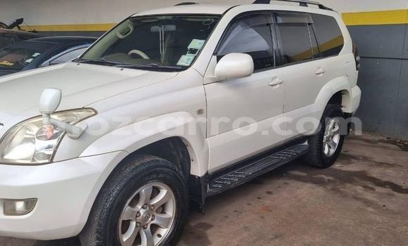 Comprar Usado Toyota Land Cruiser Prado Branco Carro em Maputo em Maputo Comprar Usado Toyota Land Cruiser Prado Branco Carro em Maputo em Maputo