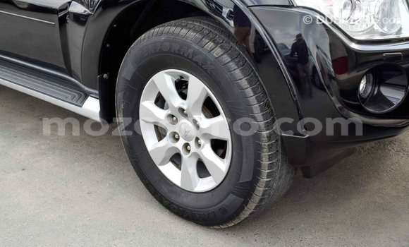 Comprar Importar Mitsubishi Pajero Preto Carro em Import - Dubai em Cabo Delgado