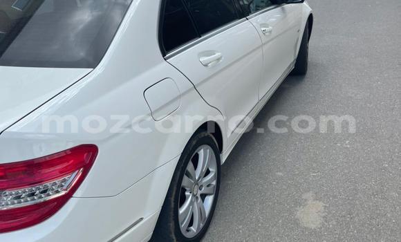 Nunua Ilio tumika Mercedes-Benz C-Classe Nyeupe Gari ndani ya Maputo nchini Maputo Nunua Ilio tumika Mercedes-Benz C-Classe Nyeupe Gari ndani ya Maputo nchini Maputo