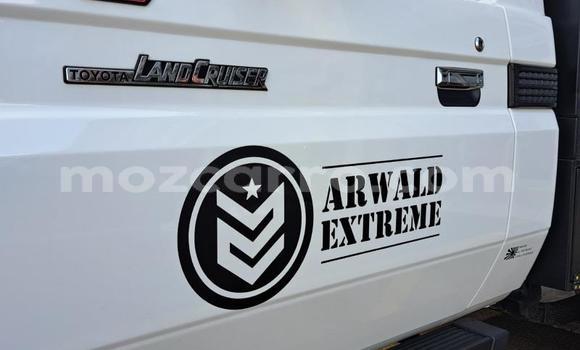 Comprar Usado Toyota Land Cruiser Branco Carro em Maputo em Maputo Comprar Usado Toyota Land Cruiser Branco Carro em Maputo em Maputo