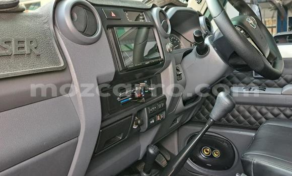 Comprar Usado Toyota Land Cruiser Branco Carro em Maputo em Maputo Comprar Usado Toyota Land Cruiser Branco Carro em Maputo em Maputo