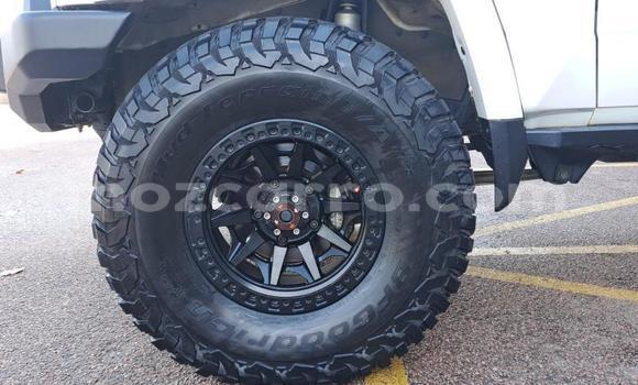 Comprar Usado Toyota Land Cruiser Branco Carro em Maputo em Maputo Comprar Usado Toyota Land Cruiser Branco Carro em Maputo em Maputo