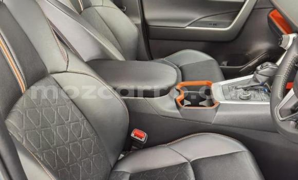 Comprar Usado Toyota RAV4 Azul Carro em Maputo em Maputo Comprar Usado Toyota RAV4 Azul Carro em Maputo em Maputo