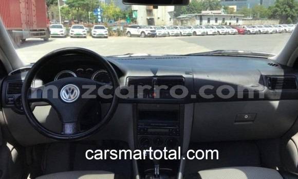 Comprar Usado Volkswagen Golf Azul Carro em Ancuabe em Cabo Delgado Comprar Usado Volkswagen Golf Azul Carro em Ancuabe em Cabo Delgado