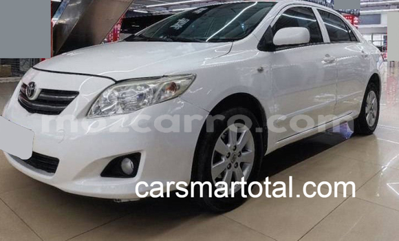Comprar Usado Toyota Corolla Branco Carro em Angoche em Nampula