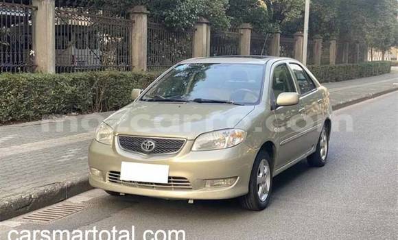 Nunua Ilio tumika Toyota Vios Fedha Gari ndani ya Beira nchini Sofala