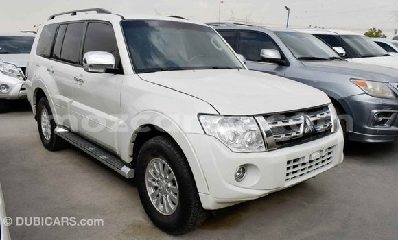 Comprar Importar Mitsubishi Pajero Branco Carro em Import - Dubai em Cabo Delgado Comprar Importar Mitsubishi Pajero Branco Carro em Import - Dubai em Cabo Delgado