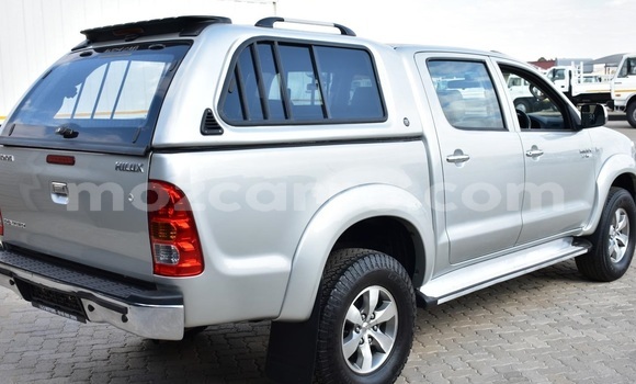 Comprar Usado Toyota Hilux Prata Carro em Maputo em Maputo Comprar Usado Toyota Hilux Prata Carro em Maputo em Maputo