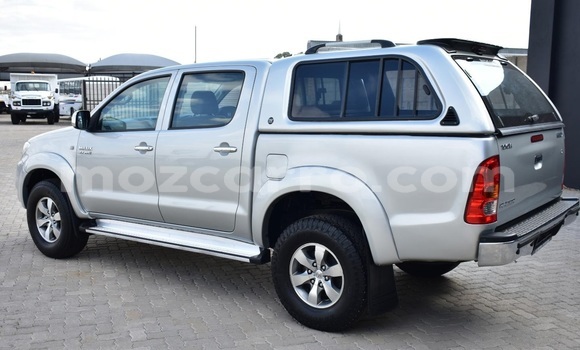Comprar Usado Toyota Hilux Prata Carro em Maputo em Maputo Comprar Usado Toyota Hilux Prata Carro em Maputo em Maputo