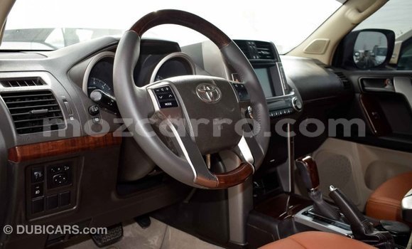 Comprar Importar Toyota Prado Branco Carro em Import - Dubai em Cabo Delgado Comprar Importar Toyota Prado Branco Carro em Import - Dubai em Cabo Delgado
