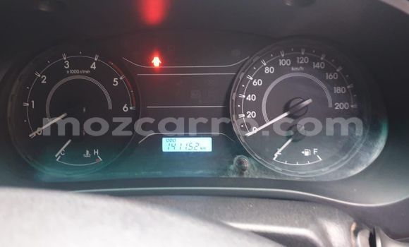 Nunua Ilio tumika Toyota Hilux Nyeupe Gari ndani ya Maputo nchini Maputo Nunua Ilio tumika Toyota Hilux Nyeupe Gari ndani ya Maputo nchini Maputo