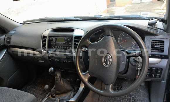 Comprar Usado Toyota Land Cruiser Prado Azul Carro em Maputo em Maputo