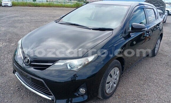 Buy Used Toyota Auris Black Car in Chemba in Sofala