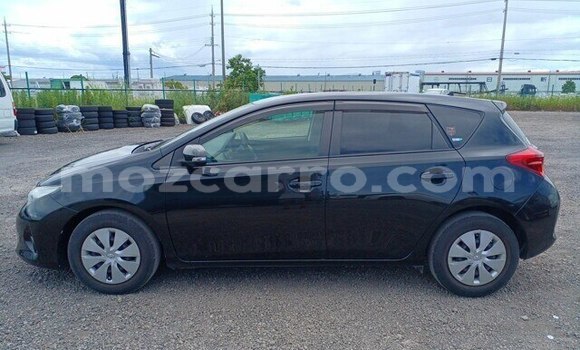 Comprar Usado Toyota Auris Preto Carro em Chemba em Sofala Comprar Usado Toyota Auris Preto Carro em Chemba em Sofala