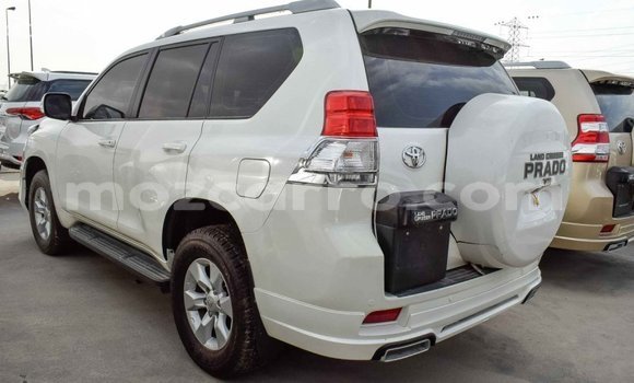 Comprar Importar Toyota Prado Branco Carro em Import - Dubai em Cabo Delgado Comprar Importar Toyota Prado Branco Carro em Import - Dubai em Cabo Delgado