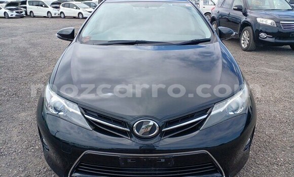 Comprar Usado Toyota Auris Preto Carro em Chemba em Sofala Comprar Usado Toyota Auris Preto Carro em Chemba em Sofala